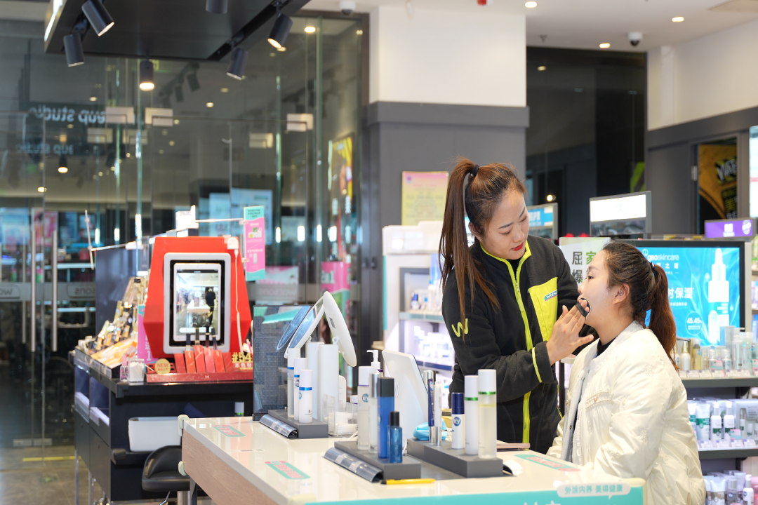 1670805318618025.png 華百2.png