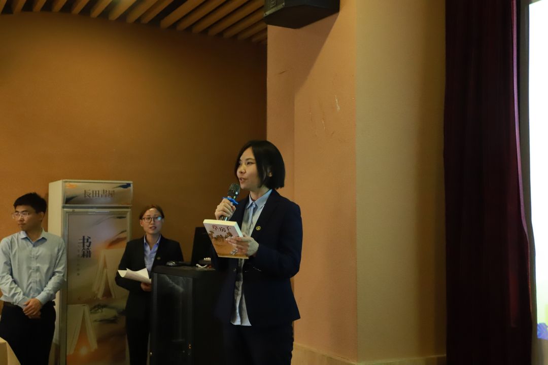 1682404294644517.jpg 杜潔.jpg